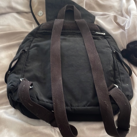 *SOLD*Kipling backpack - Picture 4 of 7